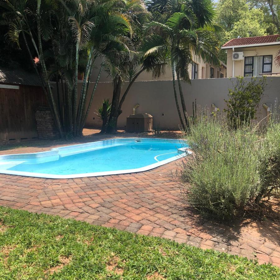 Spring Acres Guesthouse Mbombela Exteriör bild
