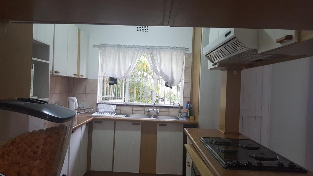 Spring Acres Guesthouse Mbombela Exteriör bild