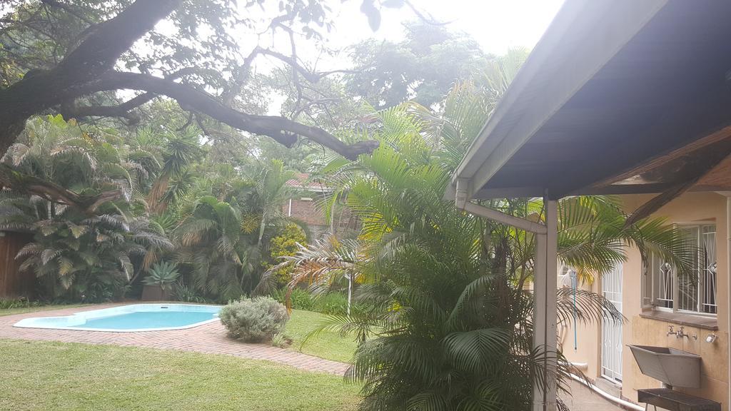 Spring Acres Guesthouse Mbombela Exteriör bild